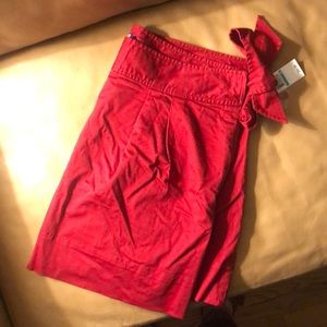Red Vinyard Vines skirt